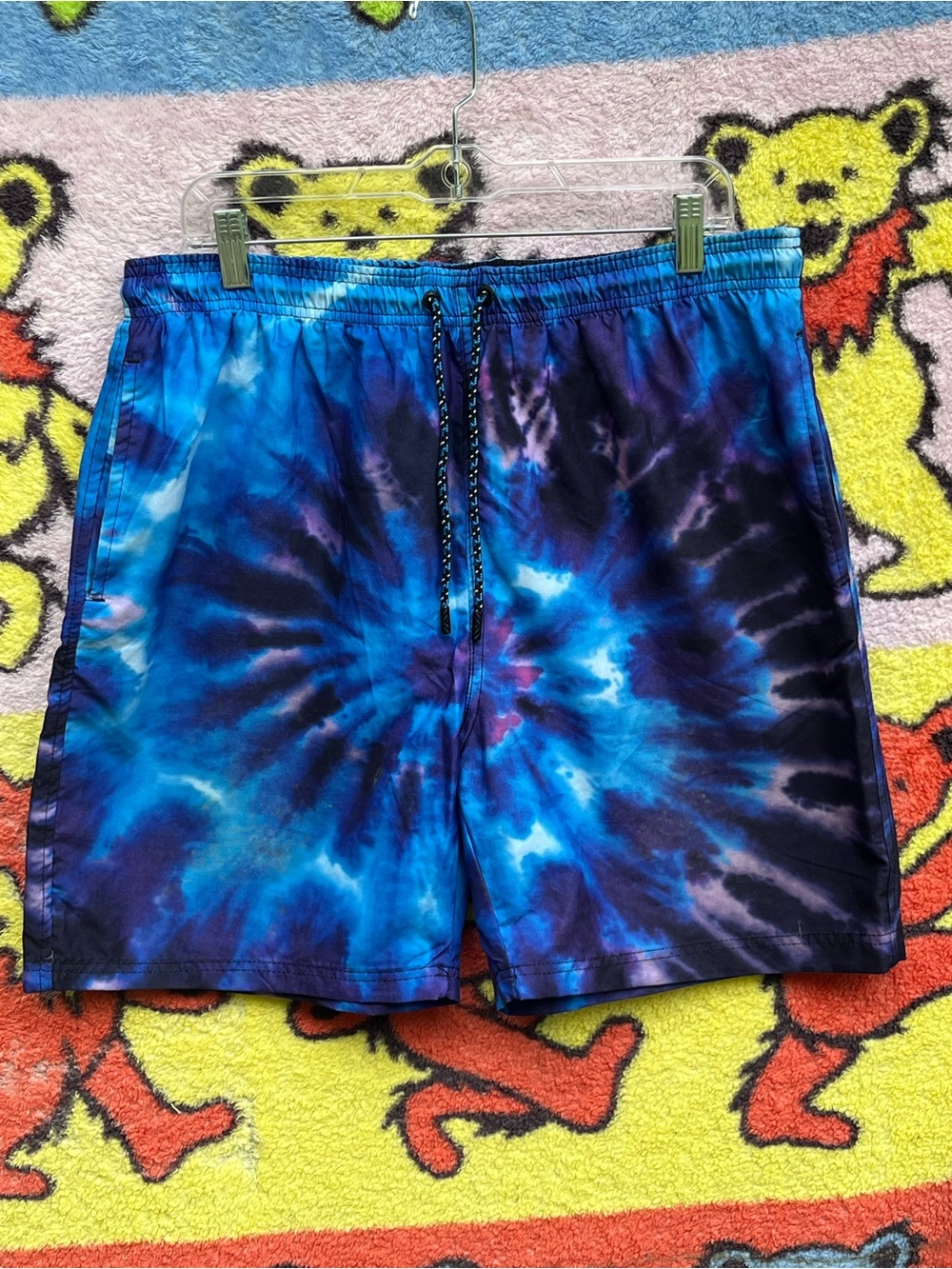 Broken thread s Blue Tie-Dye Men’s Swim/Board Shorts - Drawstring Waist hippy